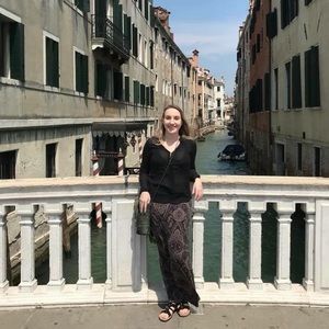 Meet your Posher, Marisa